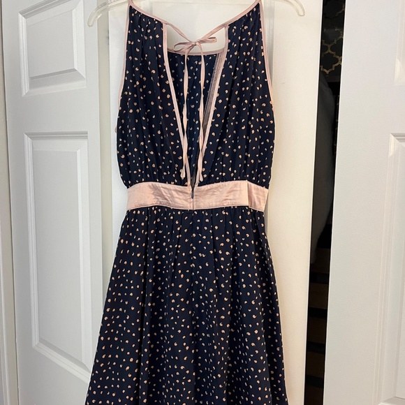 Ryu Retro Comma Dress - Picture 2 of 3